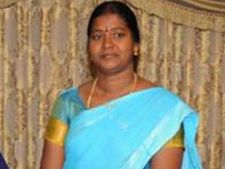 வேலூர் மாநகராட்சி மேயர் தேர்தலில் அதிமுக வேட்பாளர் கார்த்தியாயினி வெறறி