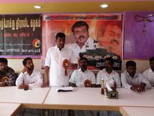 துபாயில் தேமுதிக‌வினர் கொண்டாடிய‌ பொங்க‌ல் விழா