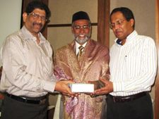 துபாயில் நடந்த சென்னை கிர‌ஸென்ட் ப‌ள்ளி முன்னாள் மாண‌வ‌ர் ச‌ந்திப்பு நிக‌ழ்ச்சி