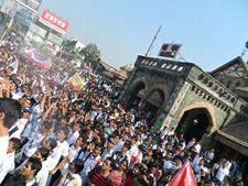 மும்பையில் தமிழர் அதிகம் வசிக்கும் பகுதியில் காங்கிரஸ் வேட்பாளர்கள் படுதோல்வி!