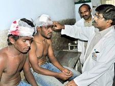 கோவை சட்டக்கல்லூரி மாணவர்களிடையே மோதல்; 5 பேருக்கு அரிவாள் வெட்டு