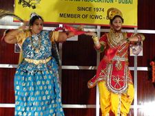 துபாய் தமிழ்ப் பெண்கள் சங்கத்தின் சித்திரைச் சீராடல்
