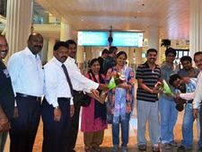துபாயில் தமிழக சின்னத்திரை கலைஞர்களுக்கு வரவேற்பு