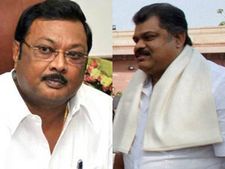 மதுரையில் ஜி.கே.வாசனை திடீரென சந்தித்த மு.க. அழகிரி