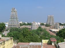 தீவிரவாதிகள் தாக்குதல் அபாயம்.. போலீஸ் முற்றுகையில் மதுரை