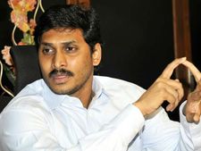 சிறையில் ஜெகன்மோகன் ரெட்டி காலவரையற்ற உண்ணாவிரதம்