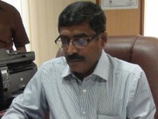 விவசாயிகளுக்கு 15 தினங்களுக்குள் வறட்சி நிவாரணம் வழங்கப்படும்-கலெக்டர் ரவிக்குமார்