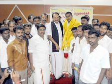 காங்கிரஸ் ஆட்சியை அகற்ற தமிழகத்தில் மவுனப்புரட்சி: வைகோ