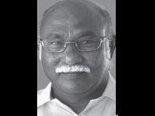 ராமநாதபுரம்: அமைதிகாத்த அன்வர்ராஜாவைத் தேடி வந்த லோக்சபா வேட்பாளர் வாய்ப்பு! 