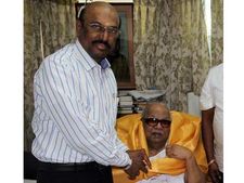 விருதுநகரில்.. வைகோவை எதிர்த்து வர்த்தக சபைத் தலைவரை நிறுத்திய திமுக!