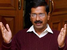 ரூ. 20,000 கட்டணம் செலுத்தி கெஜ்ரிவாலுடன் டின்னர் சாப்பிட்ட 200 பேர்