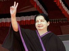 என் பின்னால் வந்தவர்தானே இந்த சிதம்பரம்... ஜெ. தாக்கு