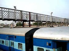 கோயமுத்தூர் ரயில் நிலையத்தில் கூடுதல் ரயில்கள் நிறுத்தம்