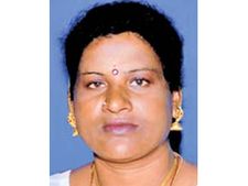 கரகாட்டக்கார மோகனாம்பாளிடம் 3 மணி நேரம் அமலாக்கப் பிரிவினர் விசாரணை