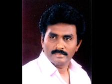 இந்தாங்க 2671 மனுக்கள்.. நடவடிக்கை எடுக்காவிட்டால்.. கலெக்டருக்கு எம்.எல்.ஏ. எச்சரிக்கை!