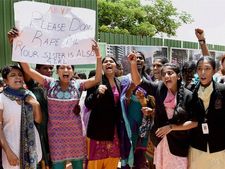 பெங்களூரில் பள்ளிக்குள் சிறுமி பலாத்காரம்: குற்றவாளியை அடையாளம் காண்பதில் சிக்கல்