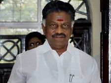 அணைத் திறப்புக்காக வந்த போது விபத்தில் சிக்கிய முதியவரைக் காப்பாற்றிய ஓ.பன்னீர் செல்வம்
