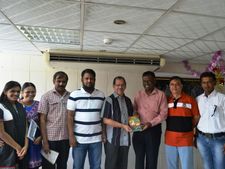 துபாயில் நடந்த புத்தகம் போற்றுதும் நூல் அறிமுக நிகழ்ச்சி