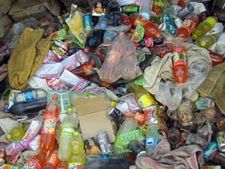 படு ஜோராக விற்பனையாகும் காலாவதி பொருட்கள்.. கரூரிலிருந்து 