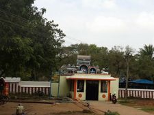 1400 பழமை வாய்ந்த பெரிச்சிகோவில் சிவாலயத்தில் சனிப்பெயர்ச்சி விழா!