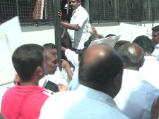 காவிரியில் புதிய அணை - மீத்தேன்: தஞ்சையில் வைகோ போராட்டம் – கரூர், புதுகையிலும் ஆர்ப்பாட்டம்