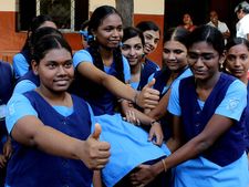 பத்தாம் வகுப்பு தேர்ச்சி சதவீதம்- முதலிடத்தை தட்டி சென்ற ஈரோடு... சென்னைக்கு 17வது இடம்!!