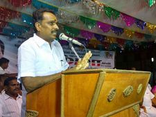 கரெண்ட் என்ன வீட்டில் சுடும் இட்லியா? கேட்கிறார் கரூர் மா.செ. விஜயபாஸ்கர்