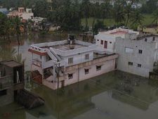 ஒரே மாதத்தில் 3வது பெருமழை.... மீண்டும் மிதக்குது கடலூர்... திசையெங்கும் பெருவெள்ளம்...
