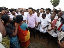 வெள்ள பாதிப்புக்கு தமிழக அரசின் அலட்சிய போக்கே காரணம் - மு.க.ஸ்டாலின் குற்றச்சாட்டு