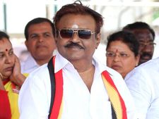 மக்களுக்காகவா கட்சி நடத்துகிறார் விஜயகாந்த்.. போட்டுத் தாக்கும் மதுரை மேயர்