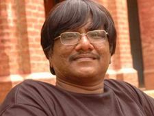 காரித் துப்பிய விஜயகாந்த்தை பாராட்டிய மனுஷ்யபுத்திரன்.. பின்னர் ஒரு வருத்தம்!