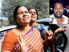 ரோகித் வெமுலா தாயாருக்கு நெஞ்சுவலி... மருத்துவமனையில் அனுமதி