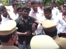 தேர்தலை காரணம் காட்டி அம்பேத்கர் பிறந்த நாளுக்கு தடையா? மதுரை மாணவர்கள் போராட்டம்- வீடியோ 