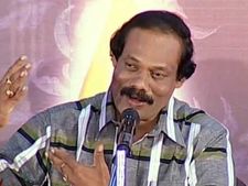 திண்டுக்கல் ஐ.லியோனி குறித்த வதந்தி... நம்பாதீர்கள் என உறவினர்கள் கோரிக்கை