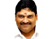கடலூரில் அமைச்சர் எம்.சி. சம்பத் மீது செருப்பு வீச்சு- பொதுமக்கள் ஆத்திரம் 