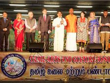 சிட்னியில் கரகம், பரதம் என களைகட்டிய சித்திரை திருவிழா 