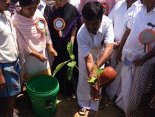 வைகை நதியோரம் 1 லட்சம் மரங்கள்.. 'பசுமை மானாமதுரை' இயக்கம் சபாஷ் 