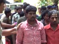செம்மரக் கடத்தலில் ஈடுபட்ட திருச்சியை சேர்ந்த 9 பேர் திருப்பதியில் கைது: வீடியோ