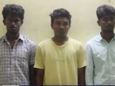 டூர் போவது போல் நடித்து.. டிரைவரை தாக்கி வாடகைக் காரை கடத்திய கும்பல் கைது- வீடியோ 