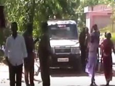 தேனி: வயிற்று வலியால் பெண் தற்கொலை? ஆற்றில் இருந்து சடலம் மீட்பு- வீடியோ