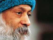 சொத்துக்காக சொந்த சீடர்களால் கொல்லப்பட்டாரா ஓஷோ? 26 வருடத்திற்கு பிறகு துரத்தும் வழக்கு