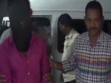 தொடர் வழிப்பறி... பெண் உட்பட 4 பேர் கைது... வாகனச் சோதனையில் பிடிபட்டனர்- வீடியோ