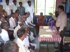 கழிப்பறை விவகாரம்... பெற்றோர் போராட்டத்தால் தலைமை ஆசிரியையின் சஸ்பெண்ட் வாபஸ்- வீடியோ