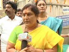 ஒருபக்கம் காவிரிக்காக தமிழர்கள் மீது தாக்குதல்.. மறுபக்கம் சத்தமேயின்றி பெங்களூர் மேயரான தமிழ் பெண்!
