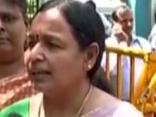 ஜெ. சிங்கப்பூர் செல்வதாக கூறப்படுவது வதந்தி: சி.ஆர்.சரஸ்வதி விளக்கம்: வீடியோ 