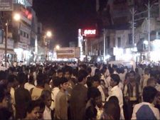 தீபாவளி.. மதுரை மாநகருக்குள் அலைமோதிய மக்கள் கூட்டம்