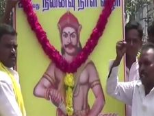 வீரபாண்டிய கட்டபொம்மனின் 217வது நினைவு தினம்... ஒயிலாட்டம் ஆடி இளைஞர்கள் புகழஞ்சலி- வீடியோ