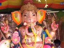 பிள்ளையாரை தூக்கிச் சென்ற அதிகாரிகள்... மீண்டும் தரக்கோரி மக்கள் சாலை மறியல்!