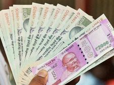 வங்கியில் பணம் இல்லாதவர்களுக்கு ரூ.10,000 செலுத்துகிறார் மோடி.. தேனியில் பரபரப்பை ஏற்படுத்திய வதந்தி