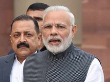 கார்ப்பரேட் சாமியார் ஜக்கி நிகழ்ச்சிக்கு மோடி வந்தால் போராட்டம்... எம்.எல். கட்சி எச்சரிக்கை